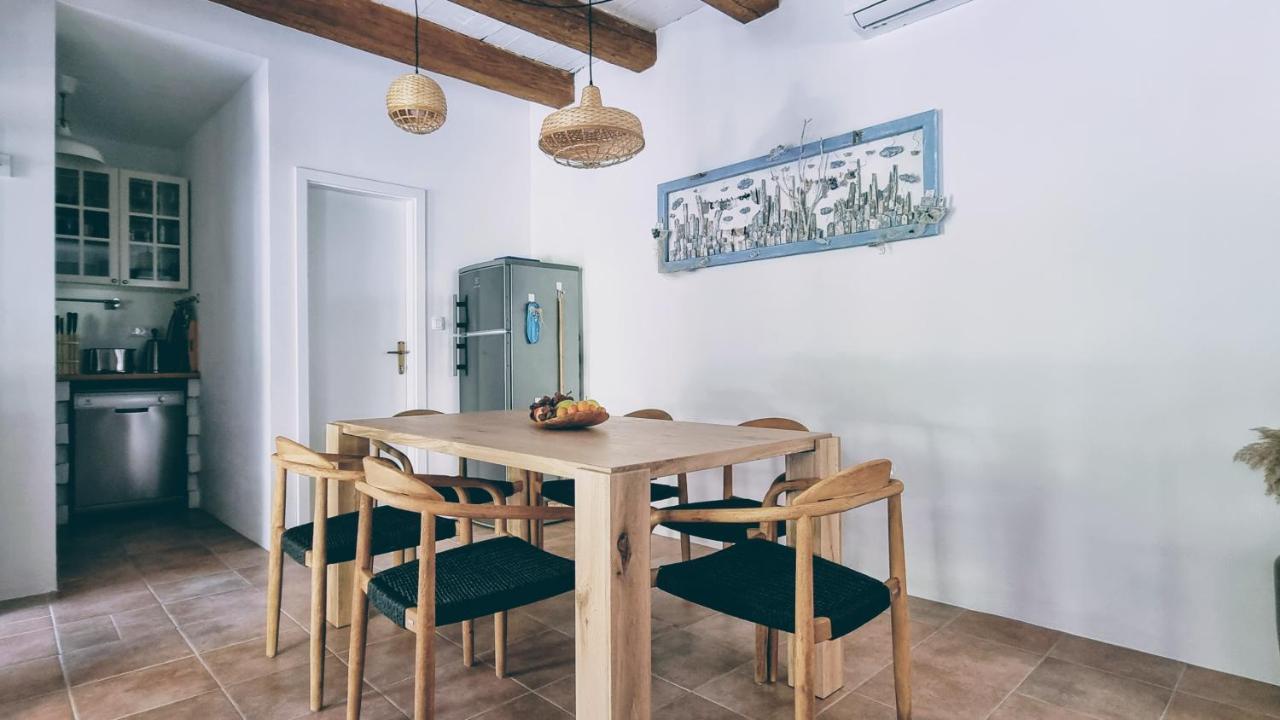 ראב Rector'S Villa - Charming Retreat In Old Town With Jacuzzi In Private Courtyard מראה חיצוני תמונה
